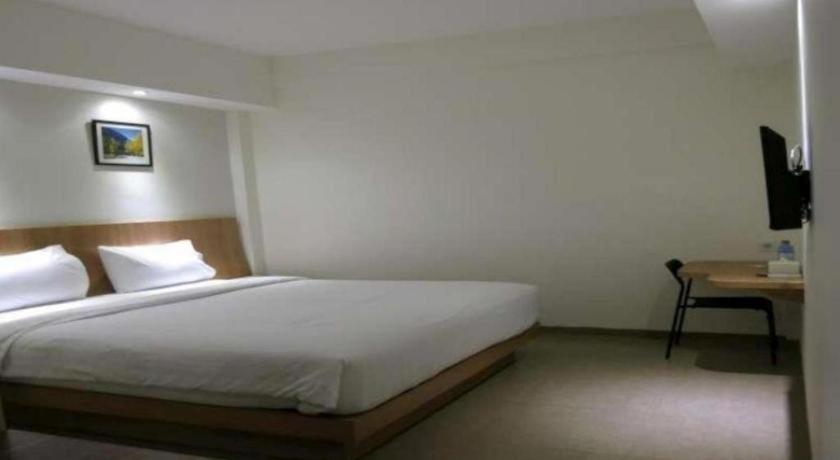 מטאראם Hart Hotel Arjuna מראה חיצוני תמונה