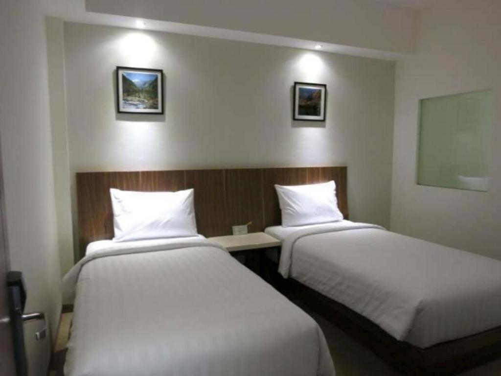 מטאראם Hart Hotel Arjuna מראה חיצוני תמונה